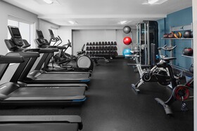 Hampton Inn & Suites by Hilton Long Island Farmingdale