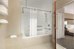 Hampton Inn Long Island Brookhaven