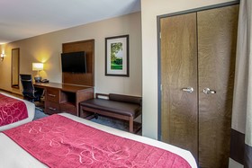 Comfort Suites Fishkill near Interstate 84