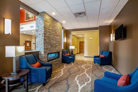 Comfort Suites Fishkill near Interstate 84