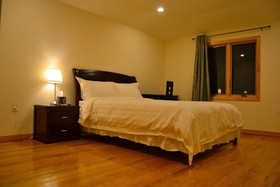 AnYi Guesthouse LaGuardia