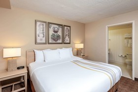 La Quinta Inn & Suites by Wyndham Garden City