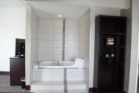 Holiday Inn Express & Suites Geneva Finger Lakes