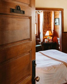 Deer Mountain Inn