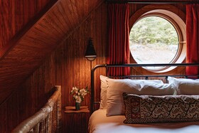 Deer Mountain Inn