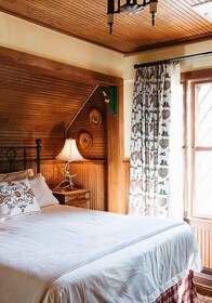 Deer Mountain Inn