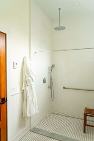Deer Mountain Inn
