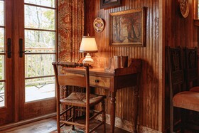 Deer Mountain Inn