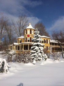 The Fairlawn Inn