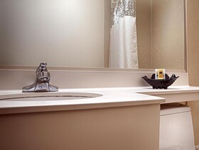 Best Western JFK Airport Hotel
