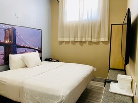 Rodeway Inn Near JFK Airport