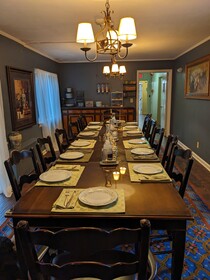 The Oaks B&B Hotel and Spiritual Center