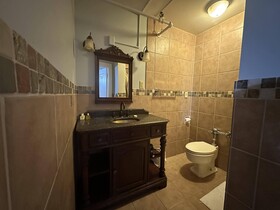 The Oaks B&B Hotel and Spiritual Center