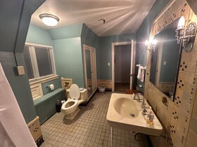 The Oaks B&B Hotel and Spiritual Center