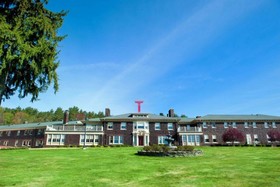 Traditions At The Glen Resort And Conference Center