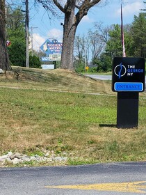 La Quinta Inn & Suites by Wyndham Lake George