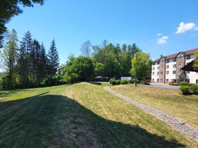 La Quinta Inn & Suites by Wyndham Lake George
