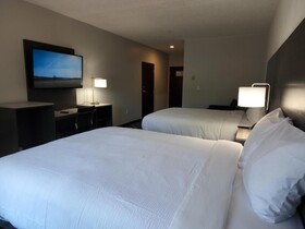 La Quinta Inn & Suites by Wyndham Lake George