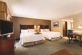 Hampton Inn & Suites Lake George
