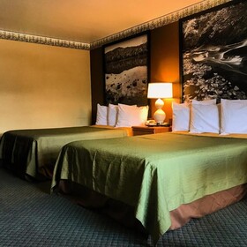 Super 8 by Wyndham Lake George/Downtown