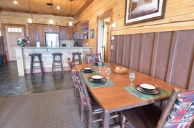 The Lodges at Cresthaven