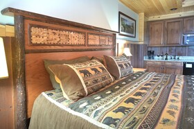 The Lodges at Cresthaven