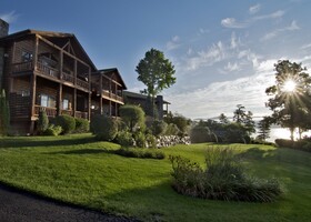 The Lodges at Cresthaven