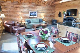 The Lodges at Cresthaven