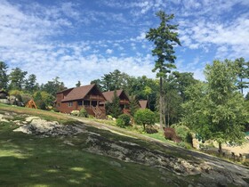 The Lodges at Cresthaven
