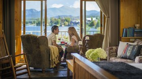 Mirror Lake Inn