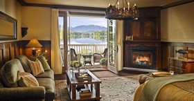 Mirror Lake Inn