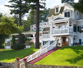 Mirror Lake Inn
