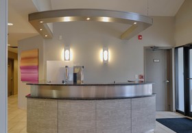 Albany Airport Inn & Suites