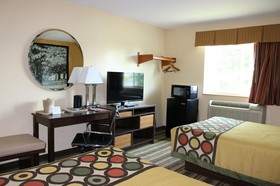 Super 8 by Wyndham Latham/Albany Airport