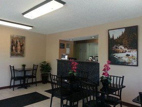 Super 8 by Wyndham Latham/Albany Airport