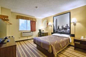 Super 8 by Wyndham Latham/Albany Airport