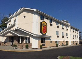 Super 8 by Wyndham Latham/Albany Airport
