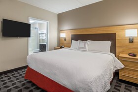TownePlace Suites Latham Albany Airport