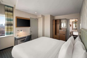 The Nedia, BW Signature Collection