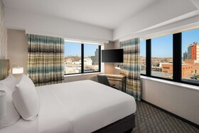 The Nedia, BW Signature Collection