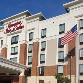 Hampton Inn & Suites Newburgh Stewart Airport