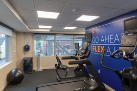Holiday Inn Express New Rochelle