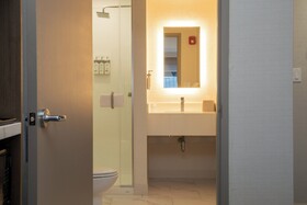 Holiday Inn Express New Rochelle