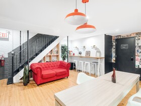 Be Home Hotel by LuxUrban Hotels