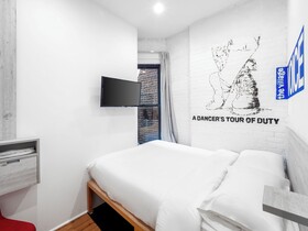 Be Home Hotel by LuxUrban Hotels