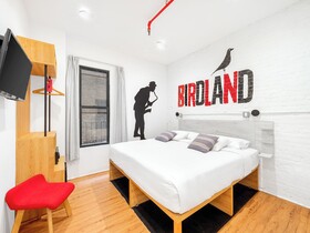 Be Home Hotel by LuxUrban Hotels