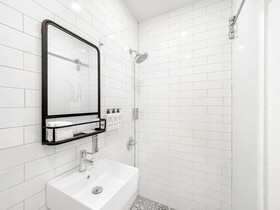 Be Home Hotel by LuxUrban Hotels