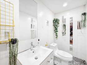 Be Home Hotel by LuxUrban Hotels
