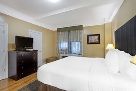 Best Western Plus Hospitality House