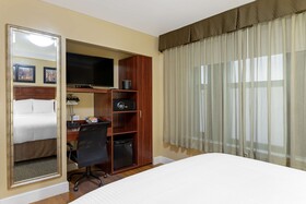 Best Western Plus Hospitality House